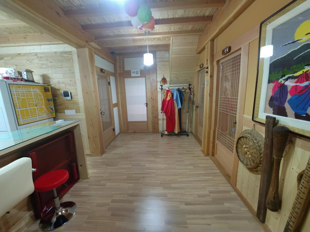 Hanok Guesthouse Jangsoo Csondzsu Kültér fotó