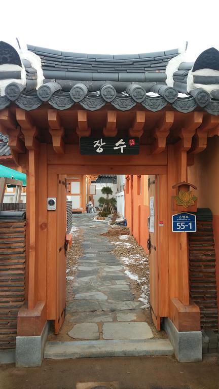 Hanok Guesthouse Jangsoo Csondzsu Kültér fotó