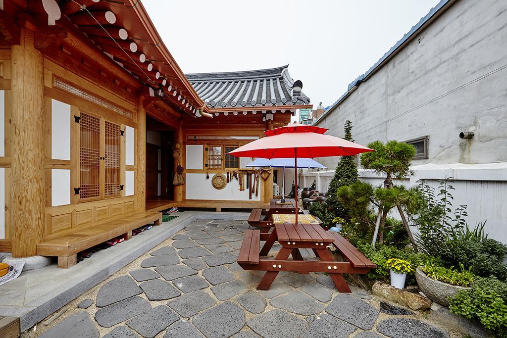 Hanok Guesthouse Jangsoo Csondzsu Kültér fotó